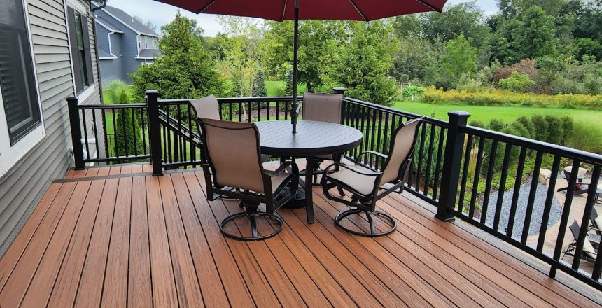 Signature Deck and Construction - Tobias Deck